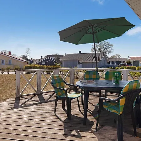 度假居 6 Person In *