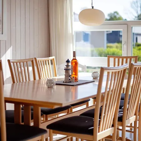 6 Person In * 格洛米茨