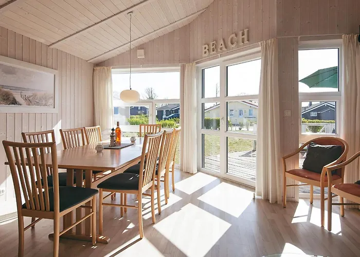 6 Person In Semesterbostad